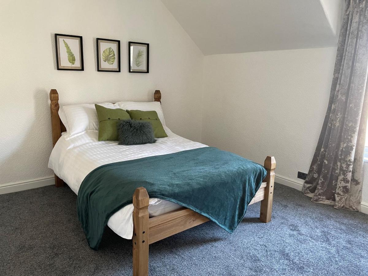4 Bedroom House In Harrogate Town Centre מראה חיצוני תמונה
